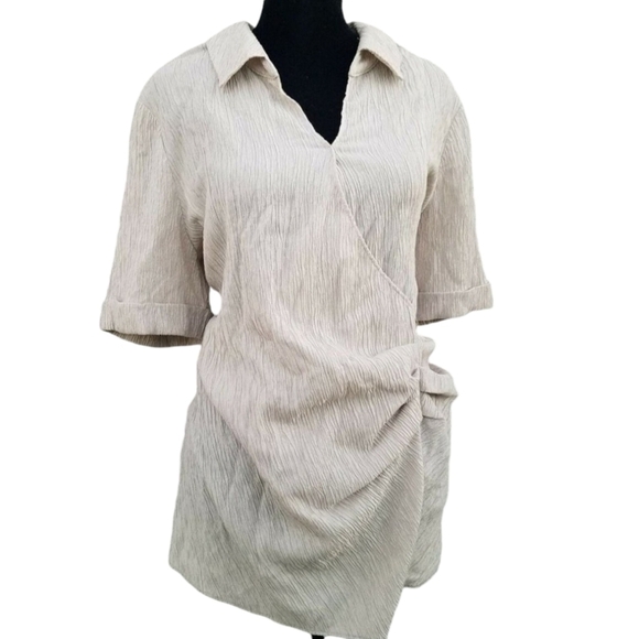 Alfani Tops - Alfani Blouse Women's. Size Large.  New With Tags $69